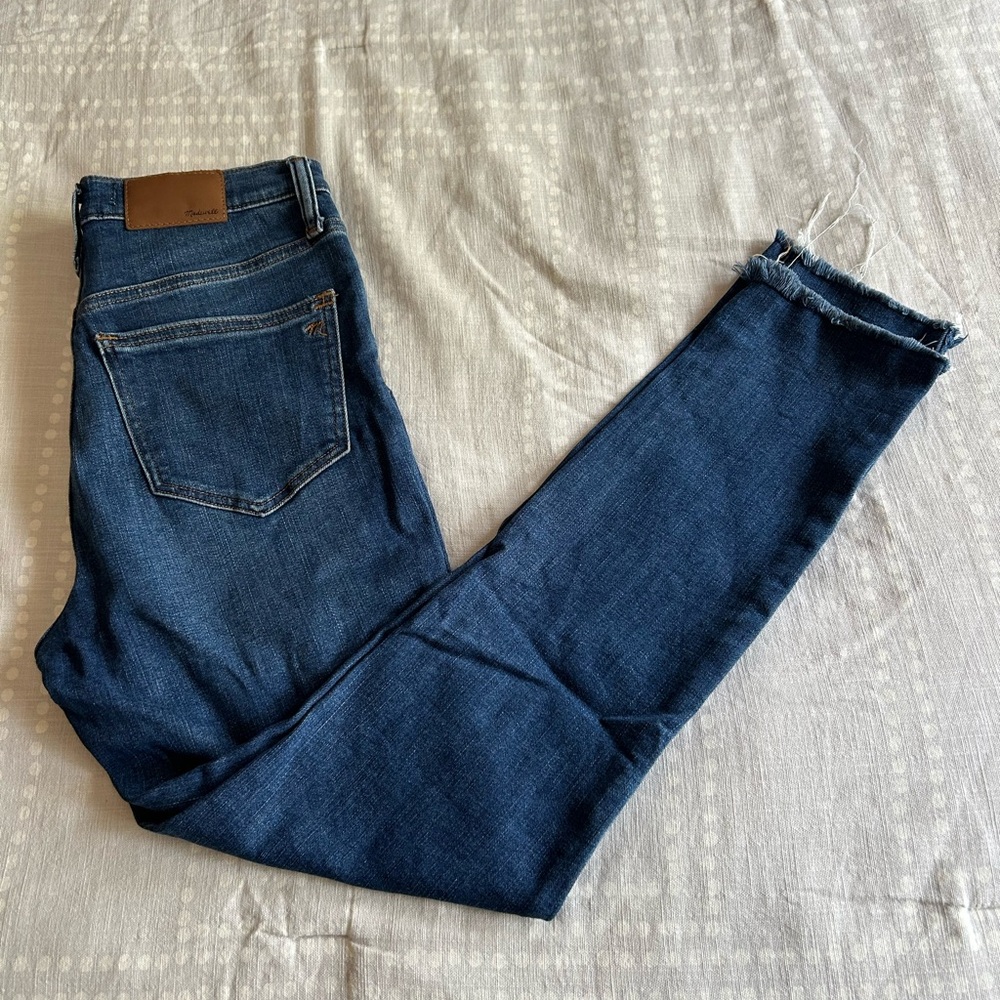 Madewell 9”-Midrise Skinny Jeans Button Fly Raw Hem - Sz 25 - EUC